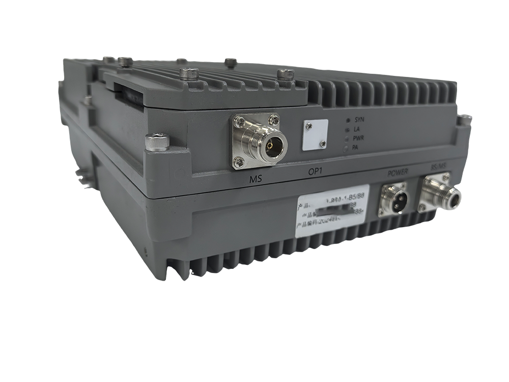  广阳三频手机信号接收器2000㎡